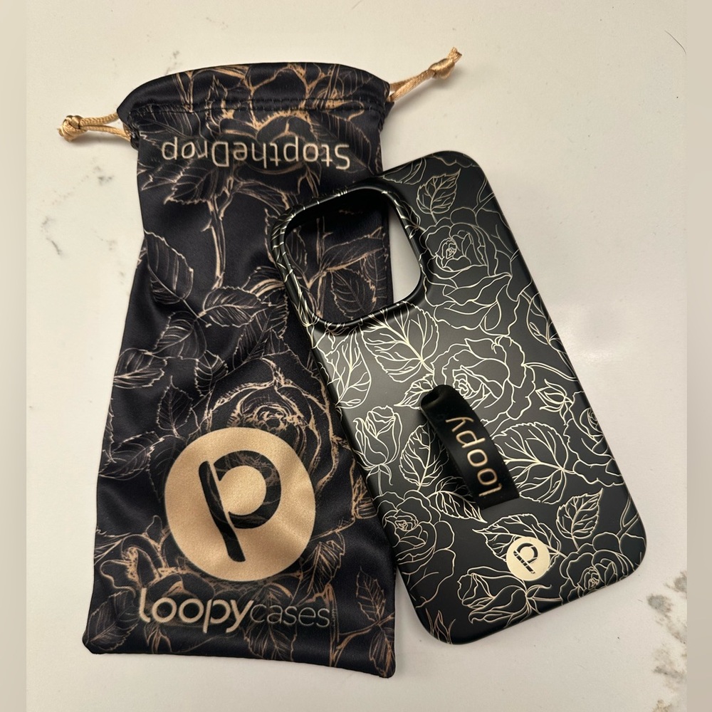 2 iPhone 13 Pro Loopy Cases